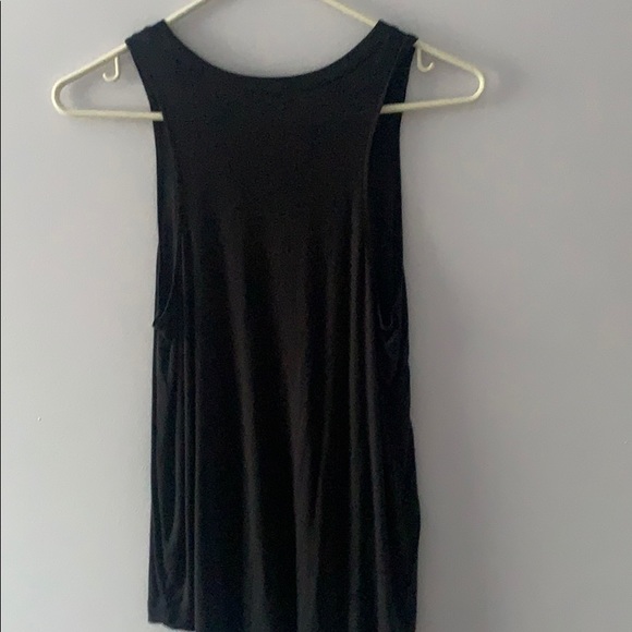 Fun tank top - Picture 3 of 3